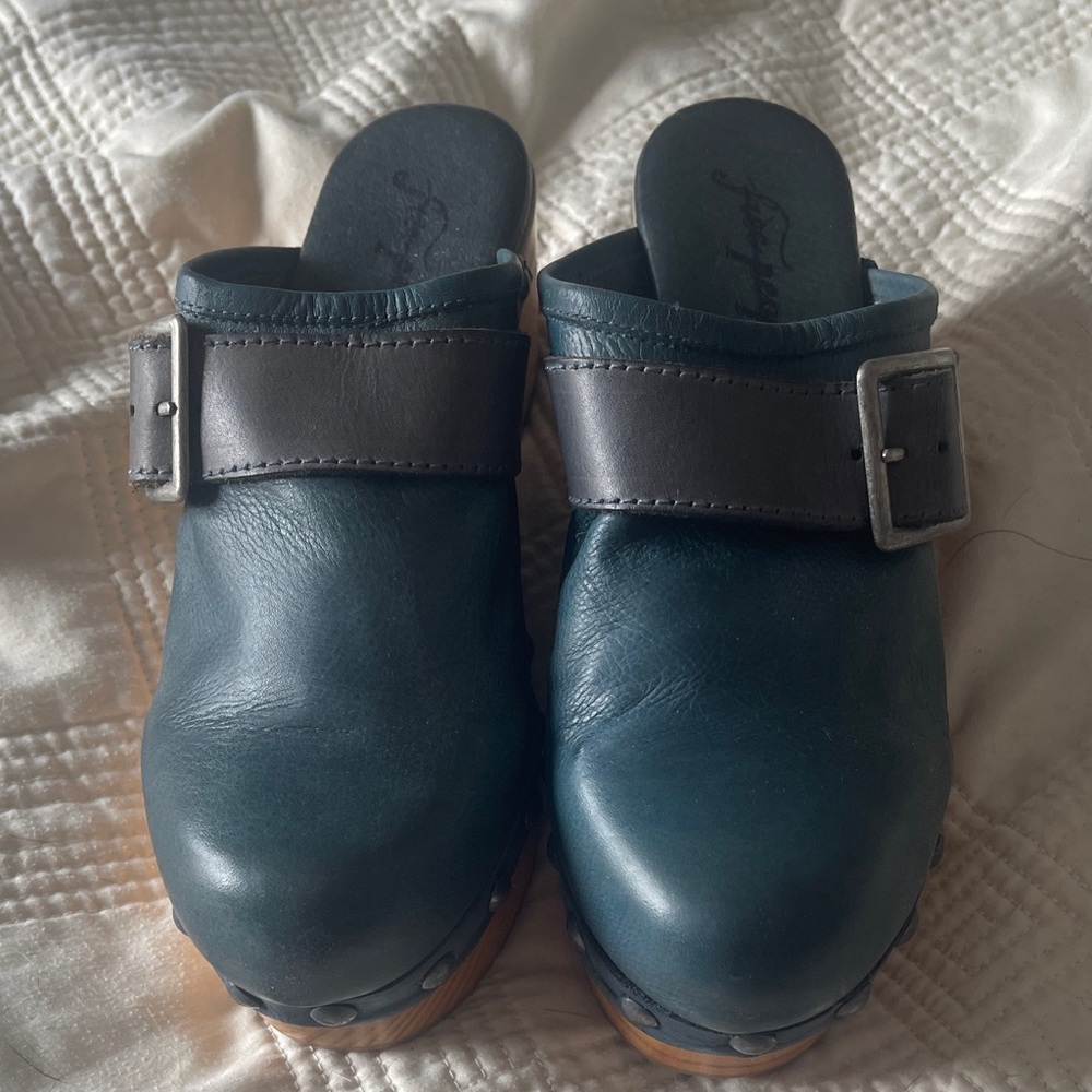 Blue Leather Clogs with Buckle